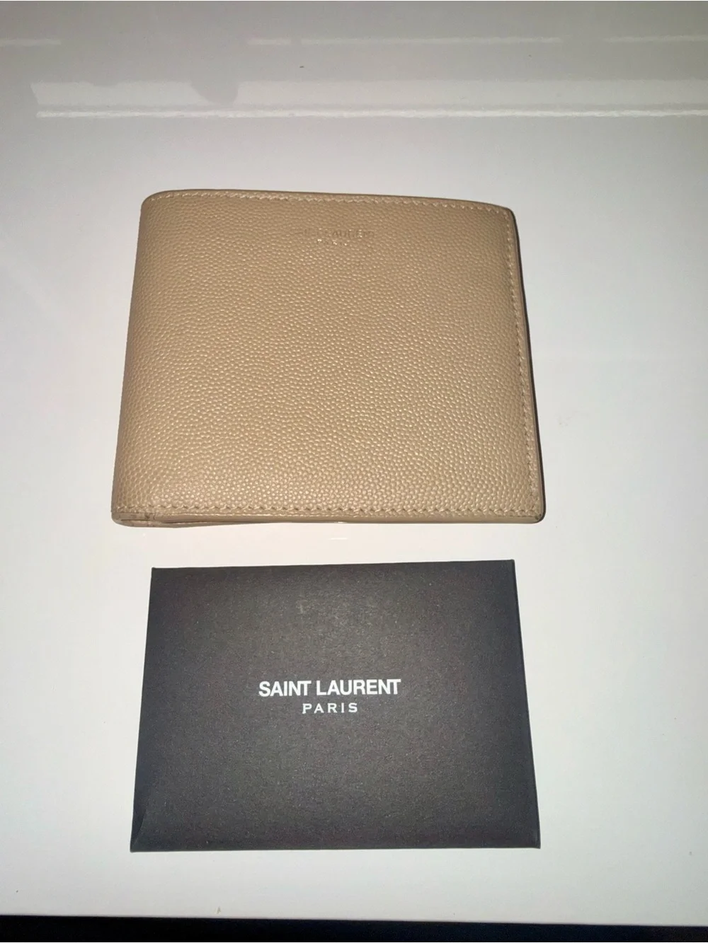 ✨ Auth Saint Laurent Beige Leather Bifold Wallet ✨